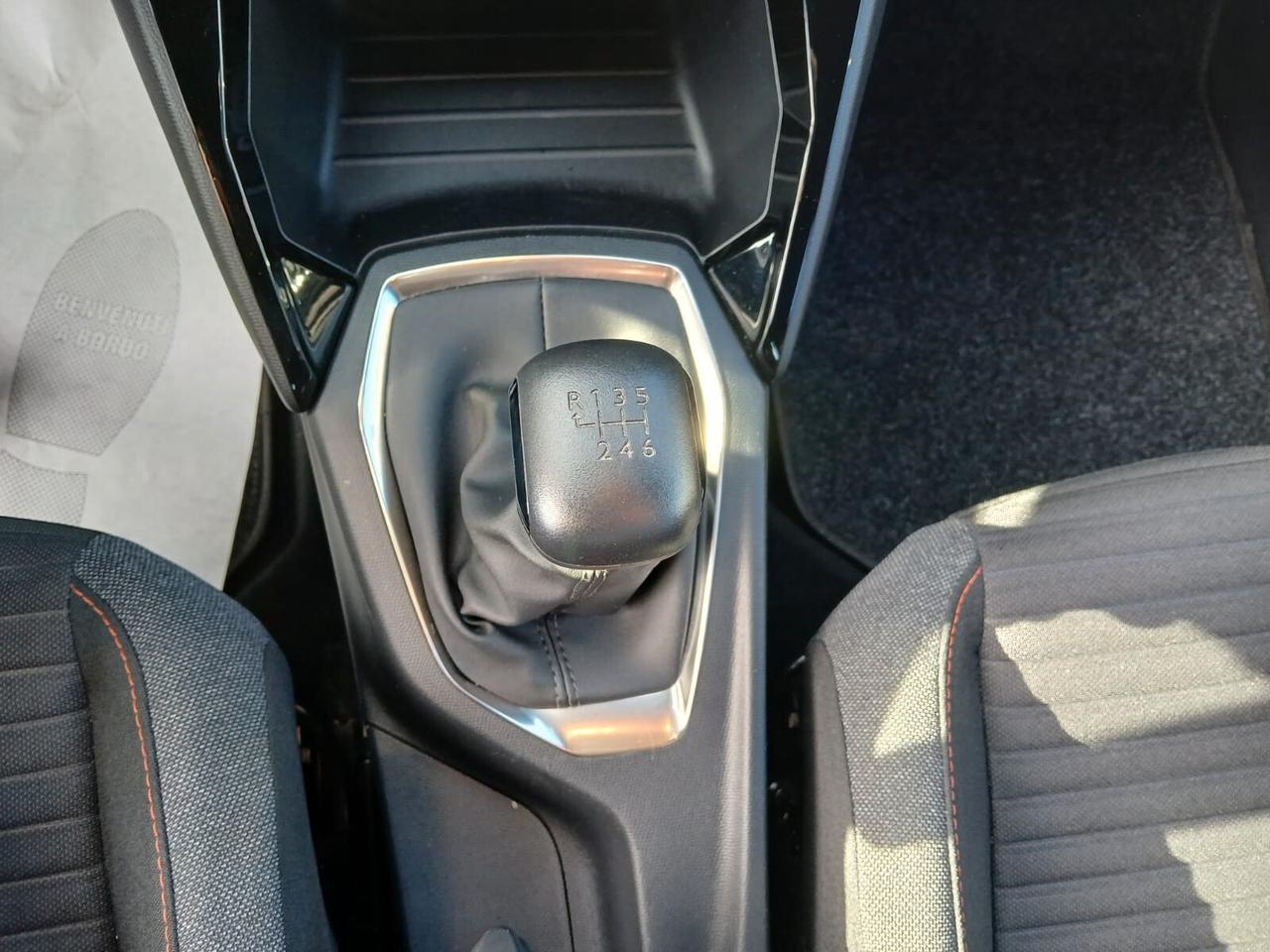 Peugeot 2008 PureTech 100 S&S Allure Pack