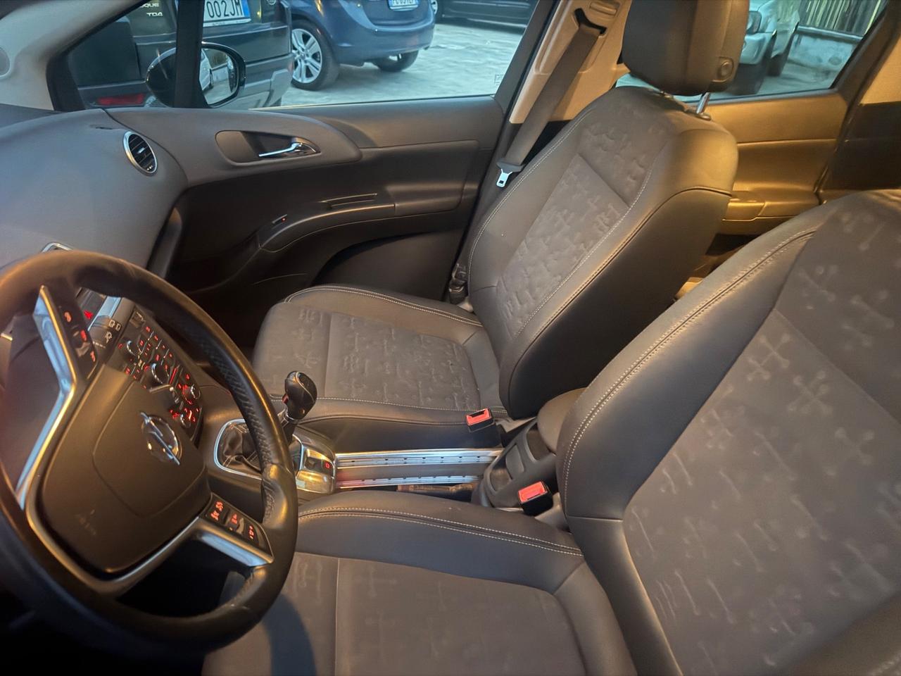 Opel Meriva 1.7 CDTI 110CV b-color