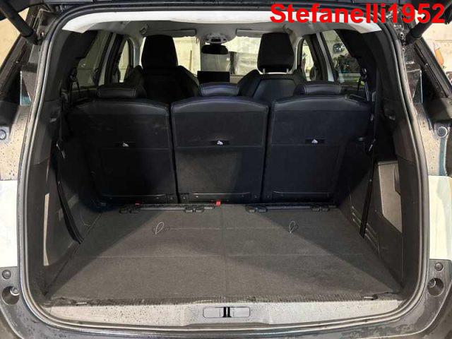 PEUGEOT 5008 II 2021 - 1.5 bluehdi Allure s&s 130cv eat8