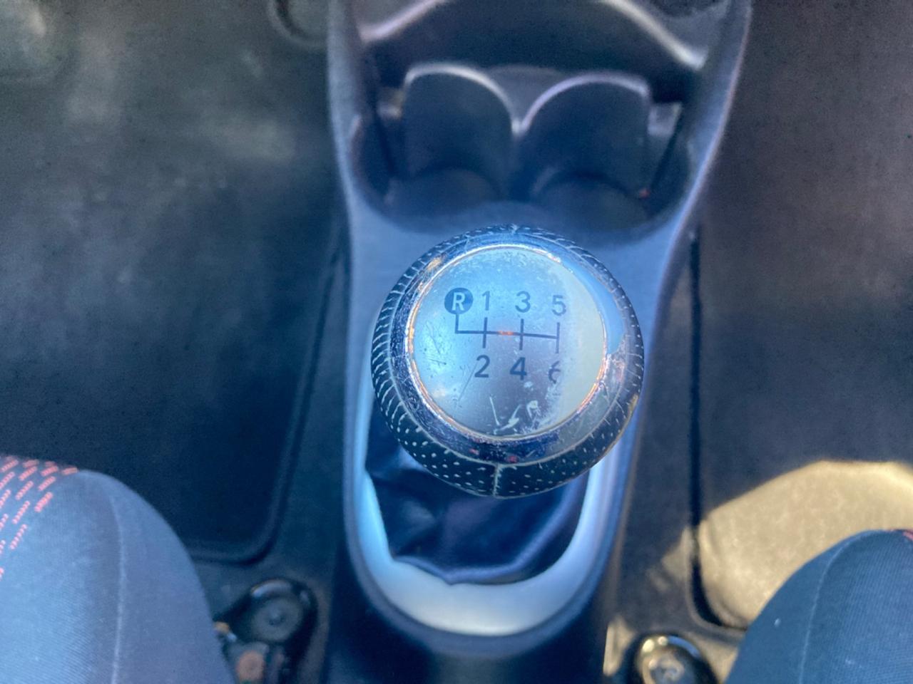 YARIS 1.3 BENZINA 5 PORTE(PROPRIETARIO UNICO)