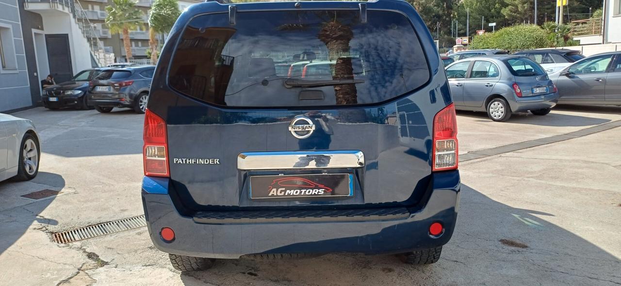 Nissan Pathfinder 2.5 dCi 4x4 7p