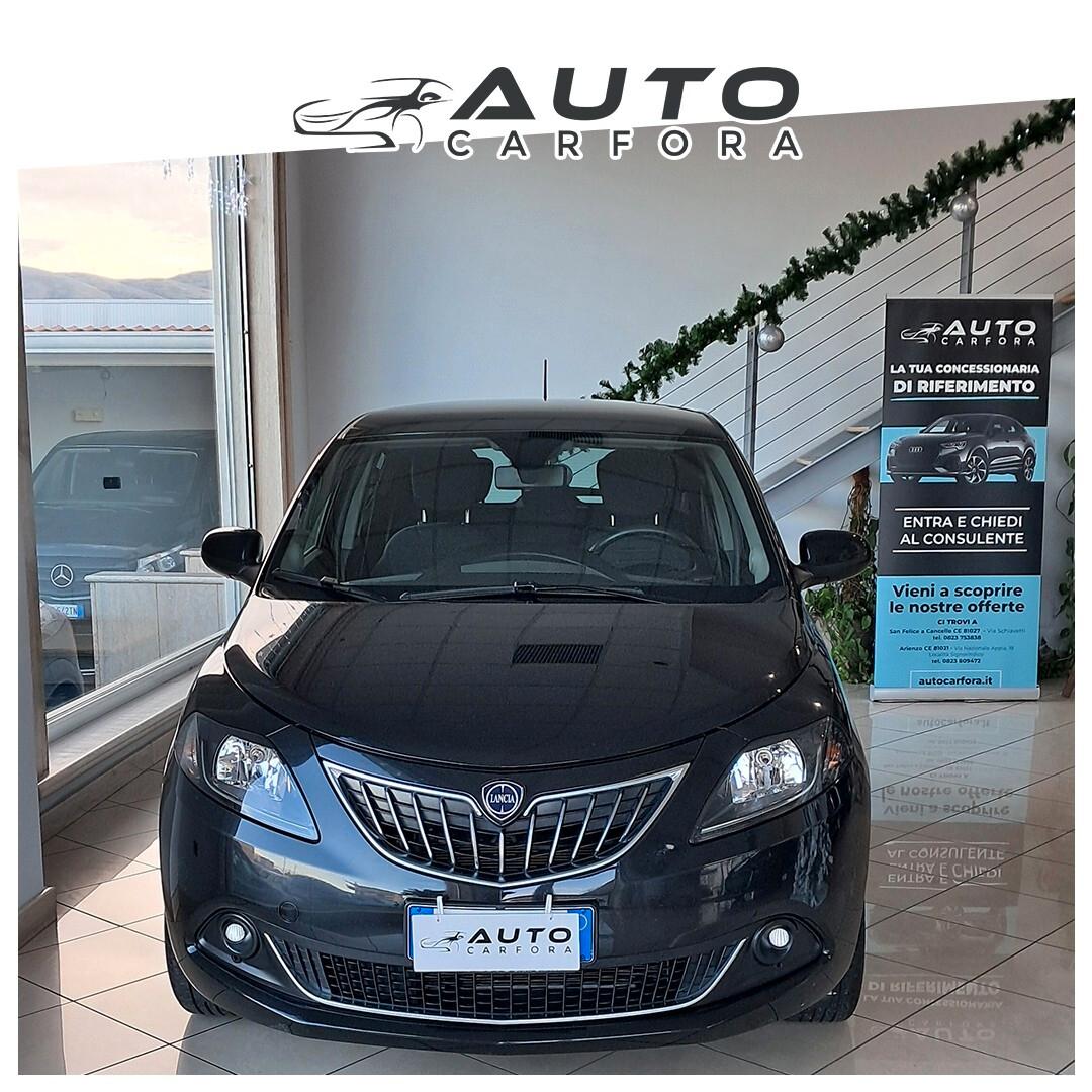 Lancia Ypsilon 1.0 FireFly 5 porte S&S Hybrid Gold con telecamera