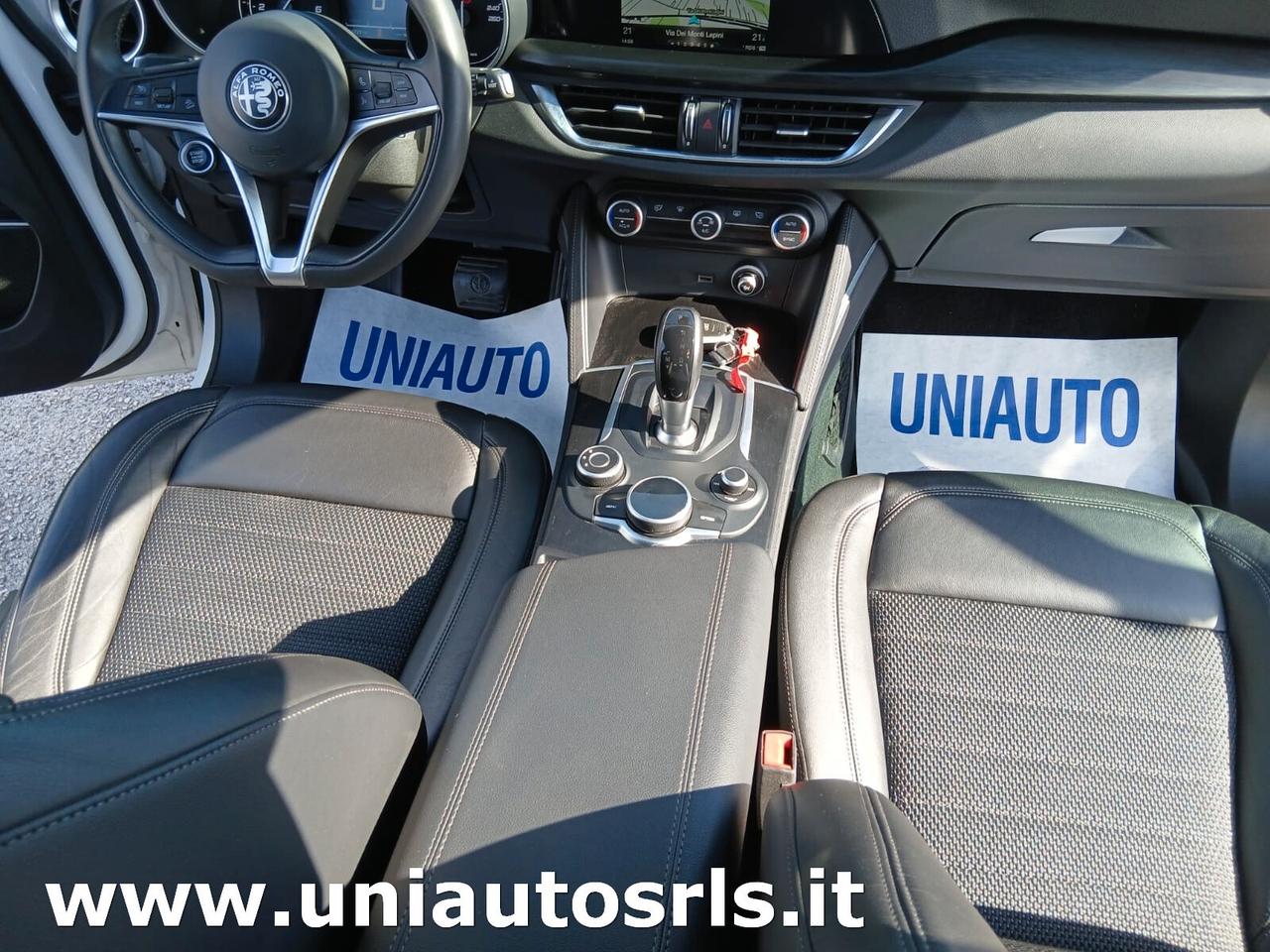Alfa Romeo Stelvio 2.2 Turbodiesel 150 CV AT8 RWD Super