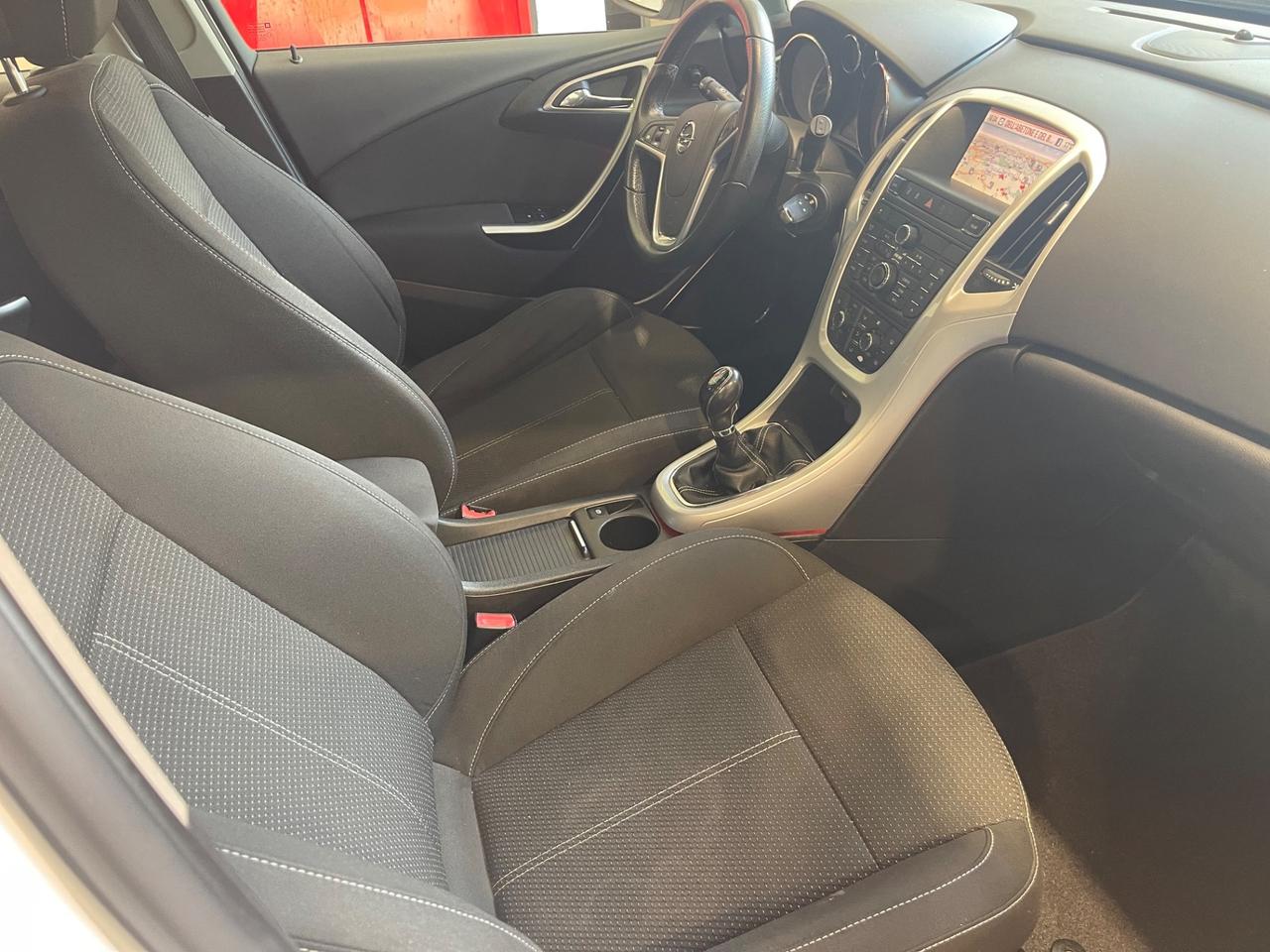 Opel Astra 1.6 Turbo 180CV 5 porte aut. Cosmo S