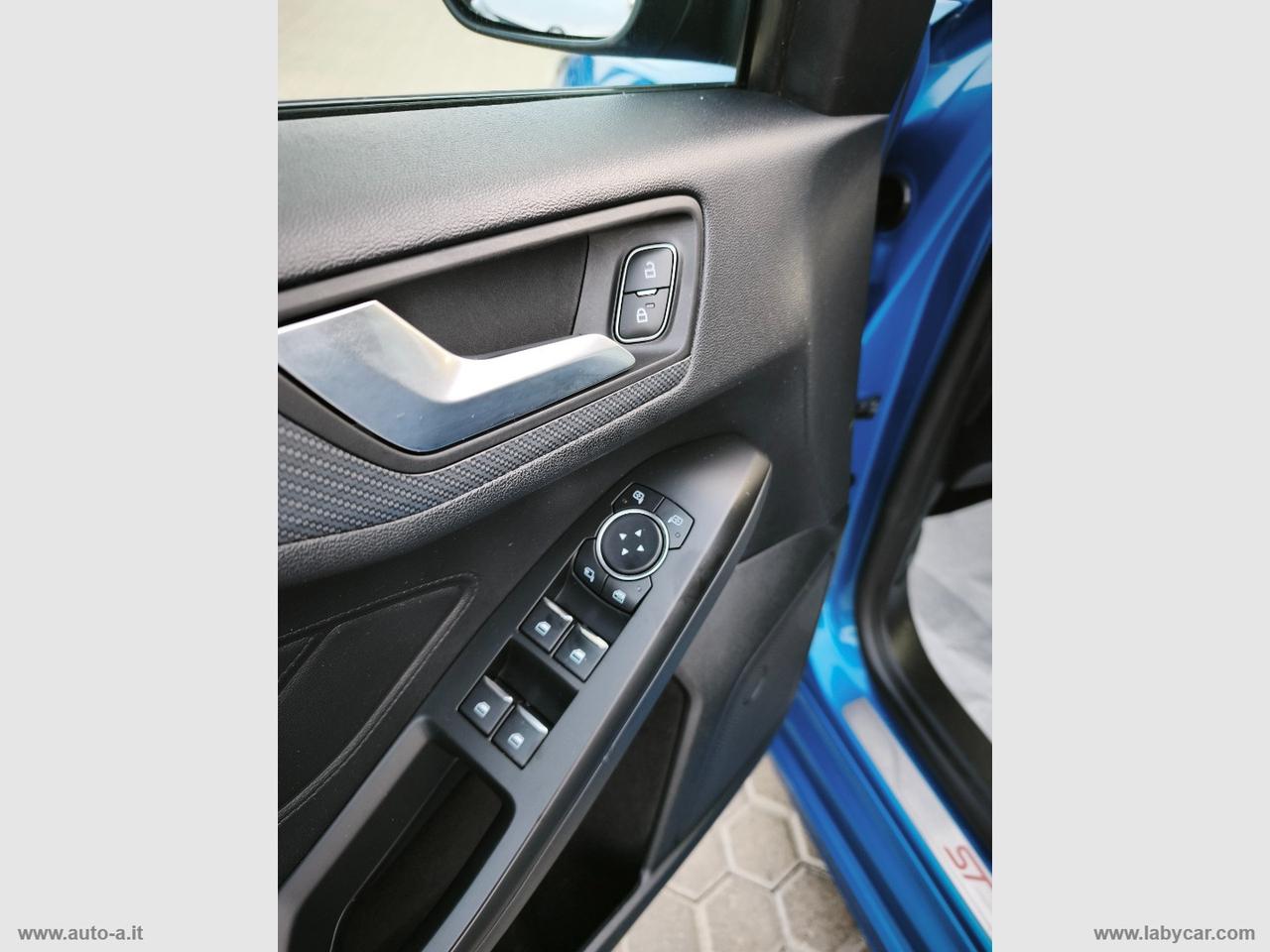 FORD FOCUS 1.5 ECOBLUE 120CV AUTO SW ST-LINE CO-PILOT