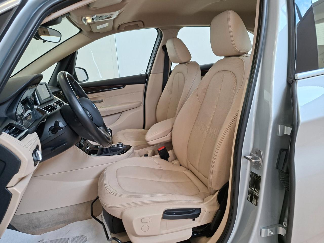 Bmw 218 218d Active Tourer Luxury
