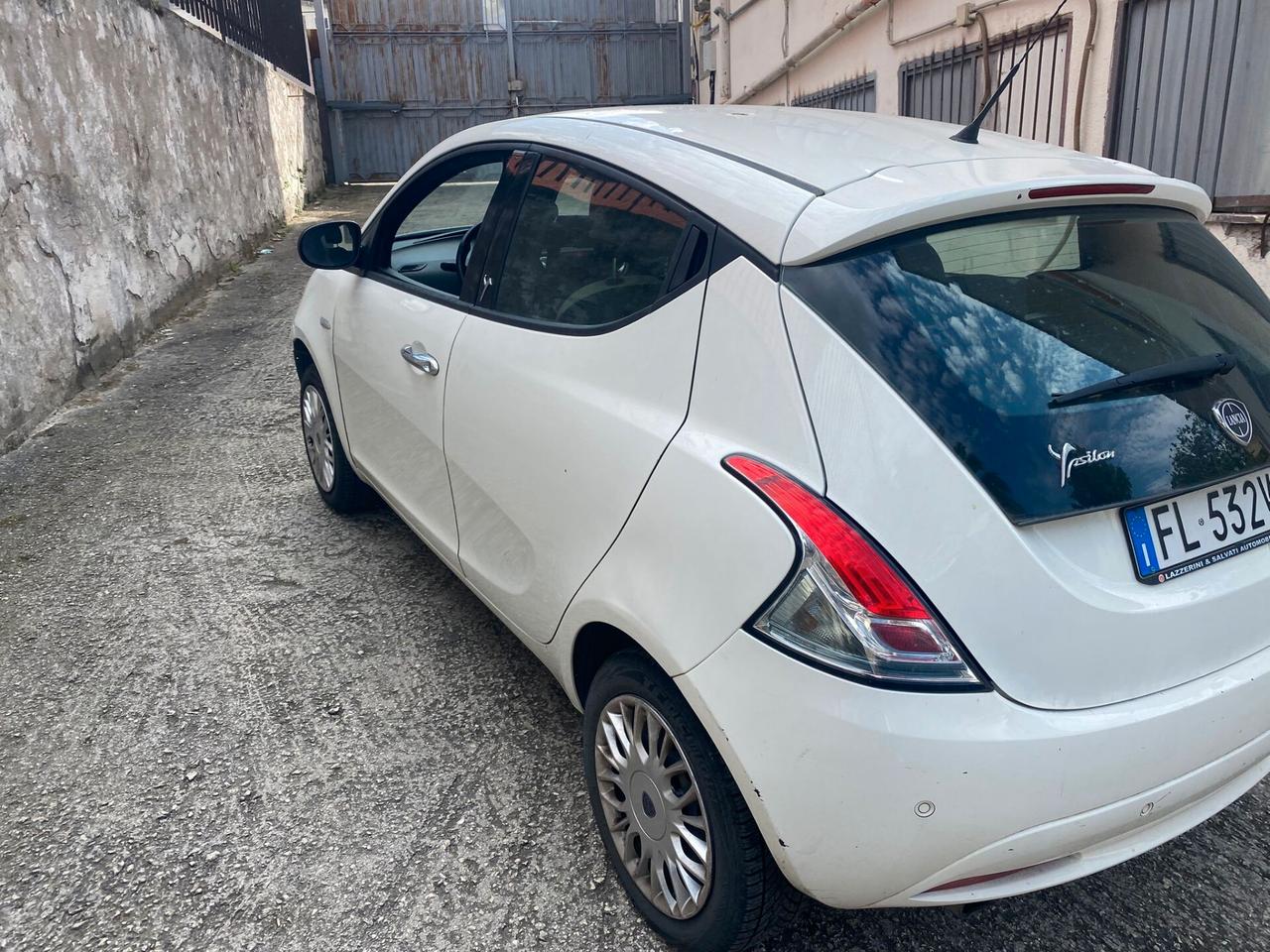 Lancia Ypsilon 1.2cc benzina(PRIVATO)-2017