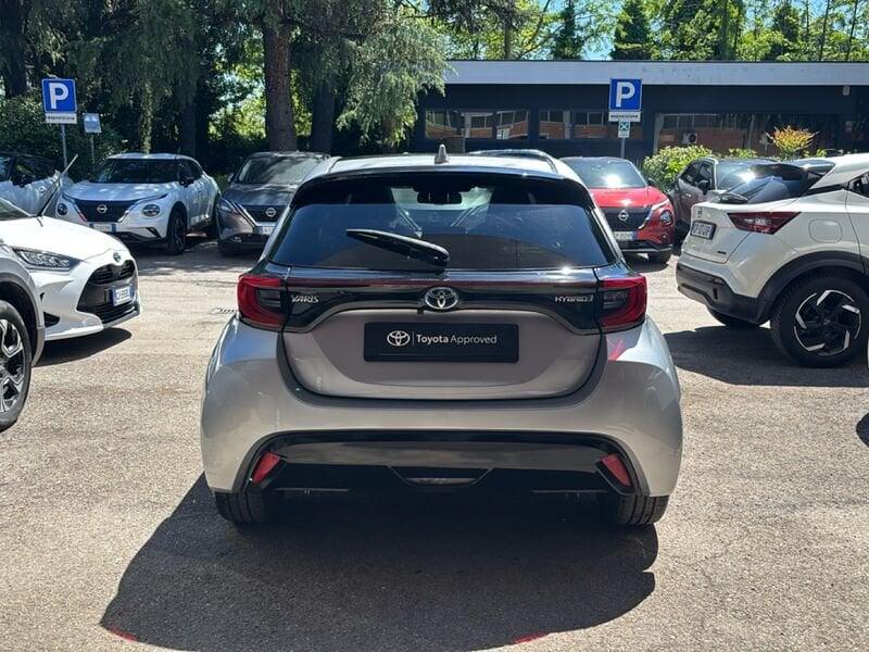 Toyota Yaris Hybrid Lounge MY22