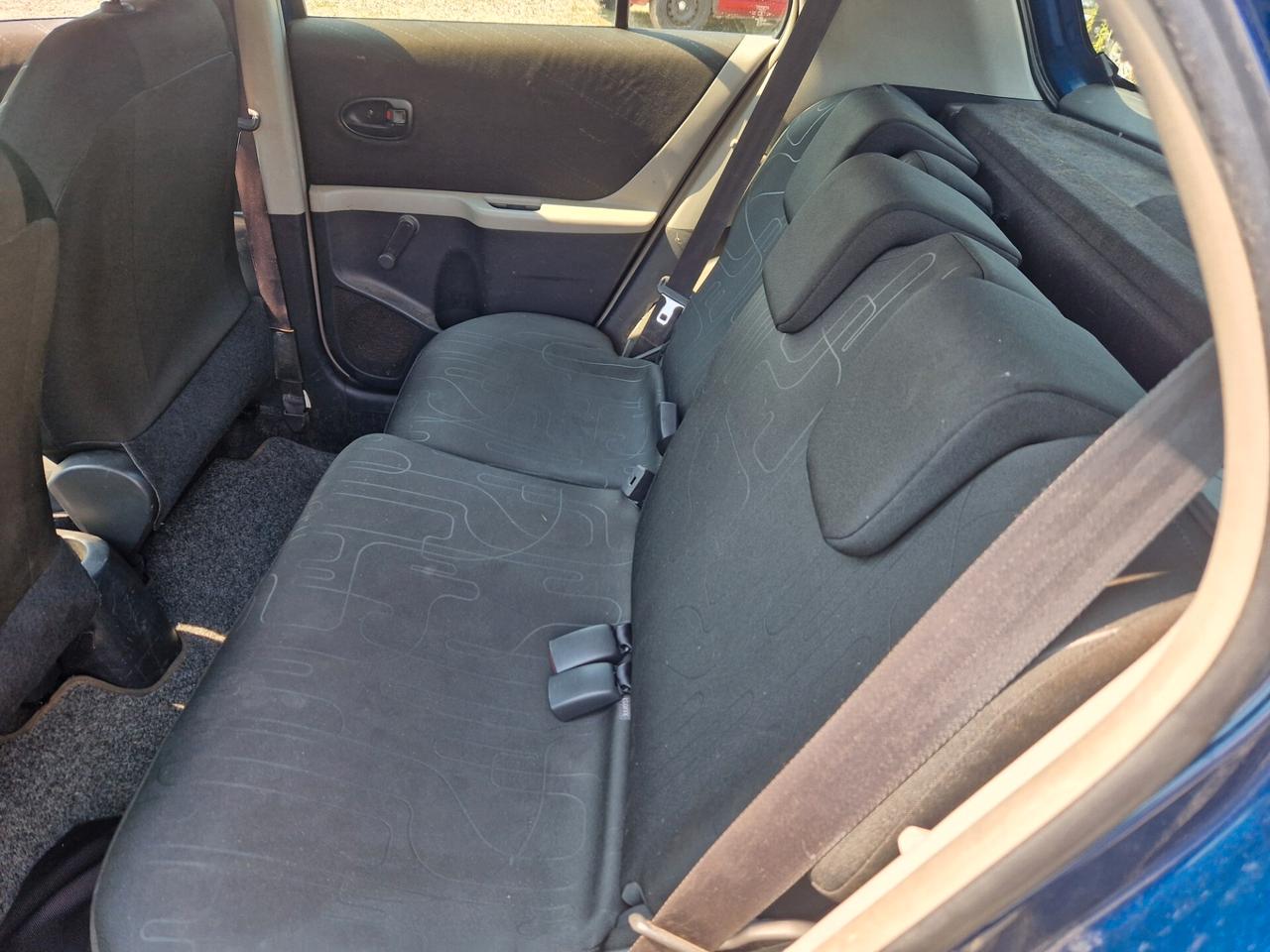 Toyota Yaris 1.0 5 porte Sol