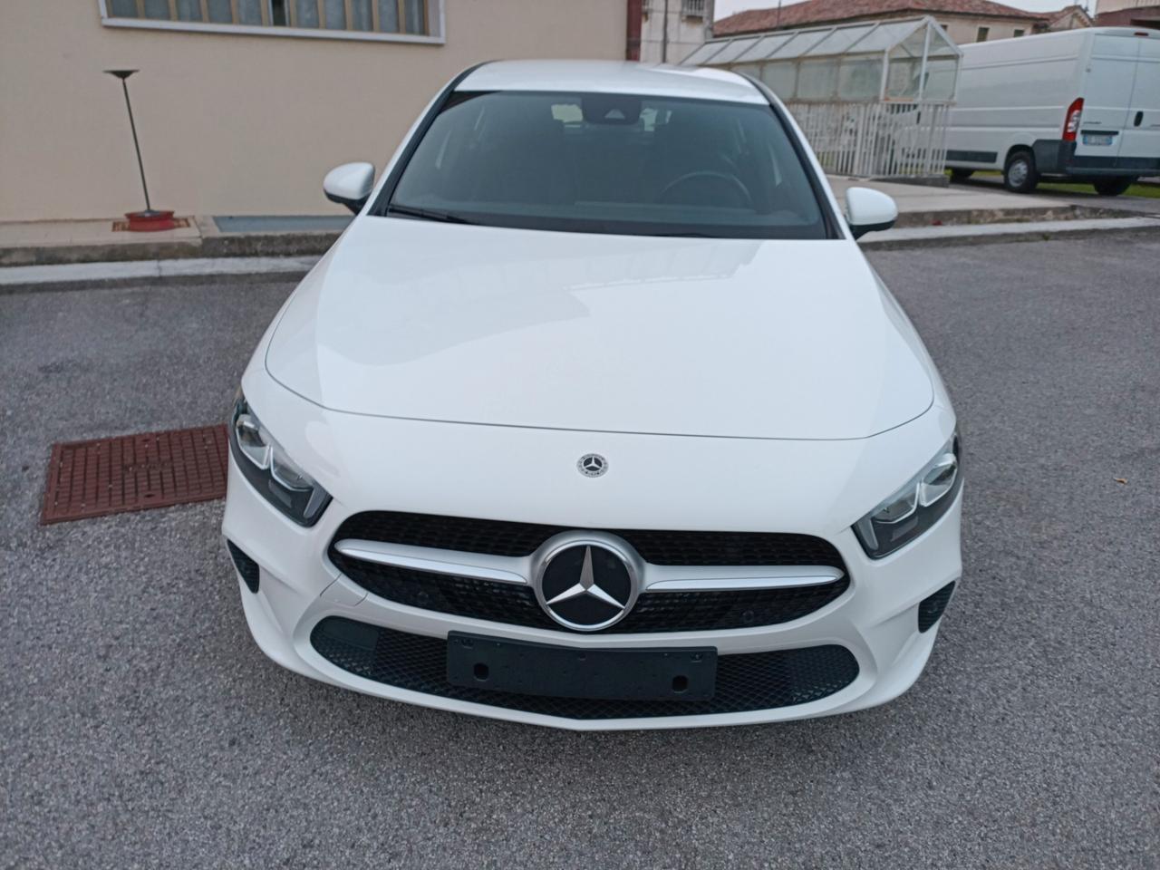 Mercedes-benz A 180 d Automatic Business