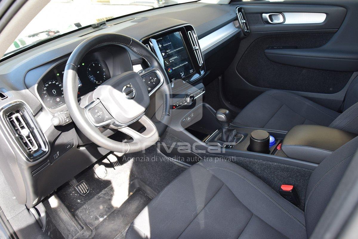 VOLVO XC40 D3 Momentum Pro
