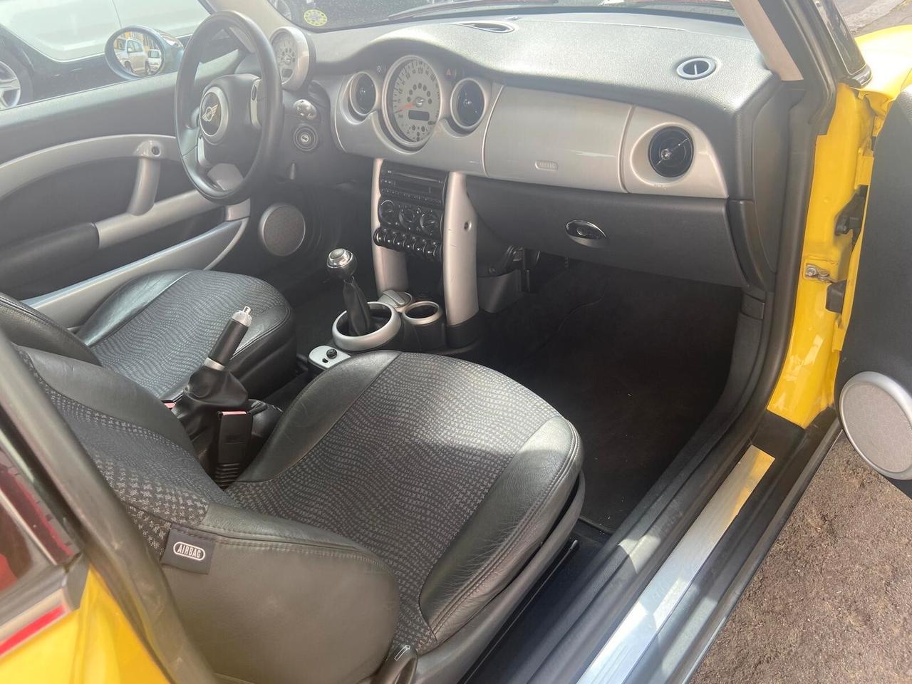 Mini 1.6 16V Cooper