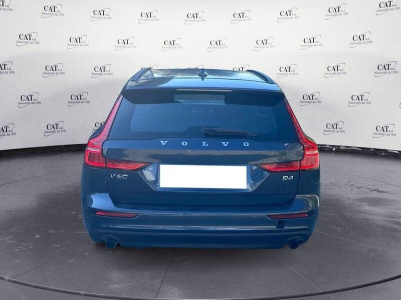 Volvo V60 B4 D autom. Momentum Business