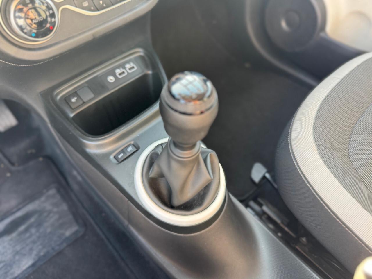 Renault Twingo 1.0cc SCe 65cv Equilibre