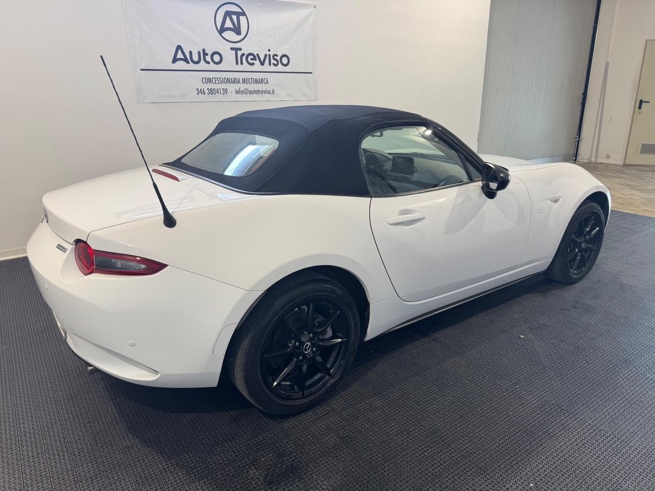 Mazda MX-5 1.5L Skyactiv-G Exceed - Servicebook Mazda