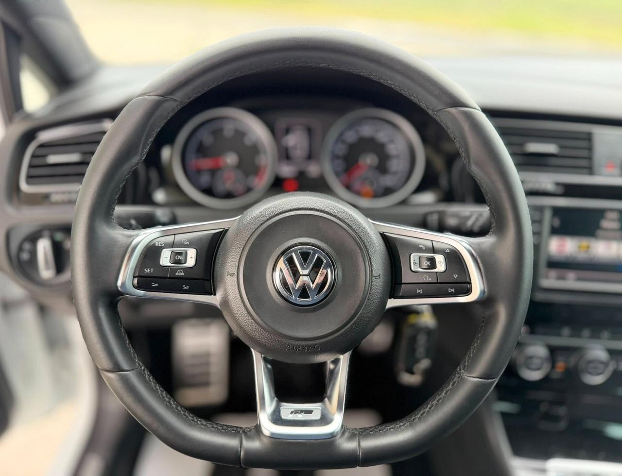 Volkswagen Golf 7 Rline