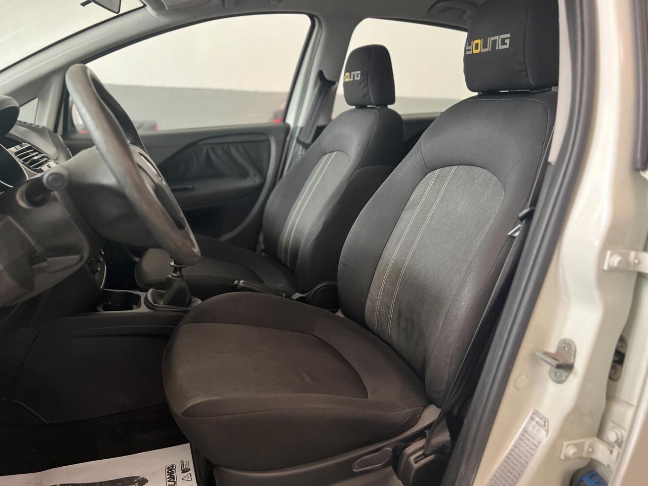 Fiat Punto 1.2 16V 5 porte Young NEOPATENTATI