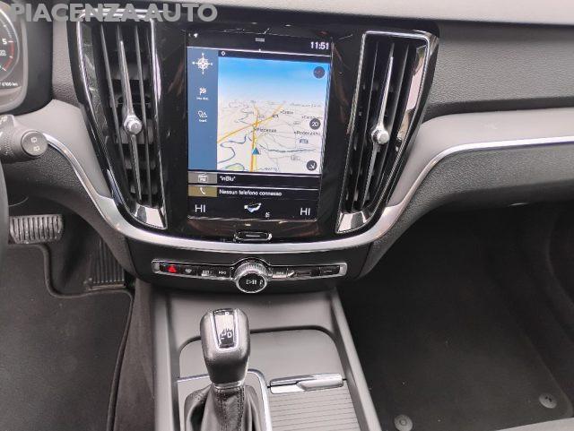 VOLVO V60 D3 Geartronic Business.NAVIGATORE.LED