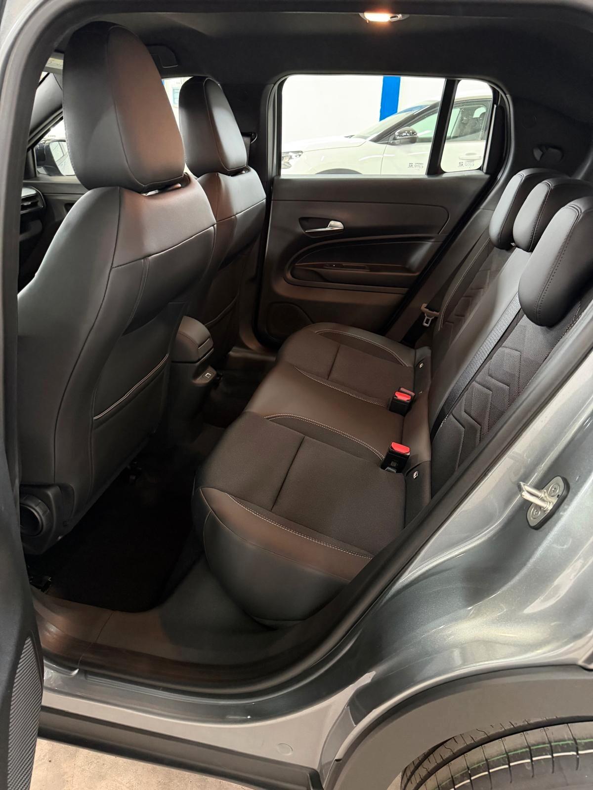 Jeep Avenger 1.2 Benzina 100 CV – Altitude – KM 0