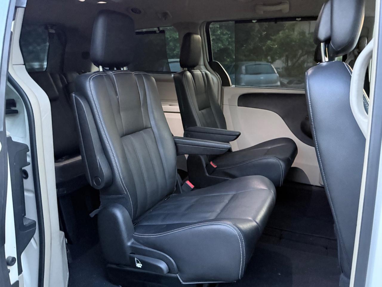 Lancia Voyager 2.8 163 CV Platinum Full Optional
