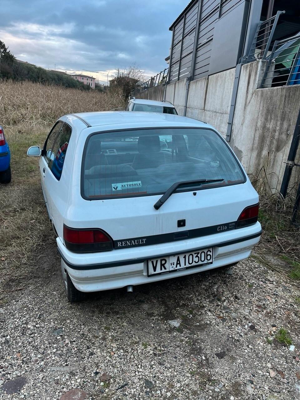 Renault Clio 1.2i cat 3 porte RN