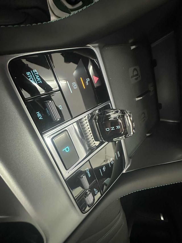 BYD Seal U DMi 1.5 Turbo 324 CV PHEV Design AWD