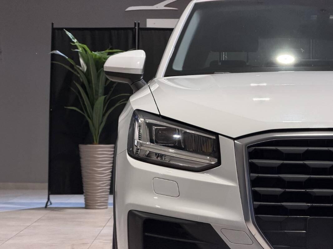 Audi Q2 30 TDI S tronic Business