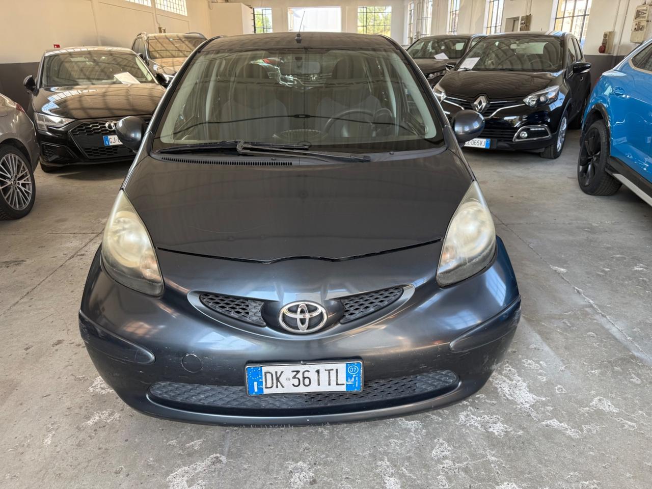 Toyota Aygo 1.0 12V VVT-i 5 porte Sol