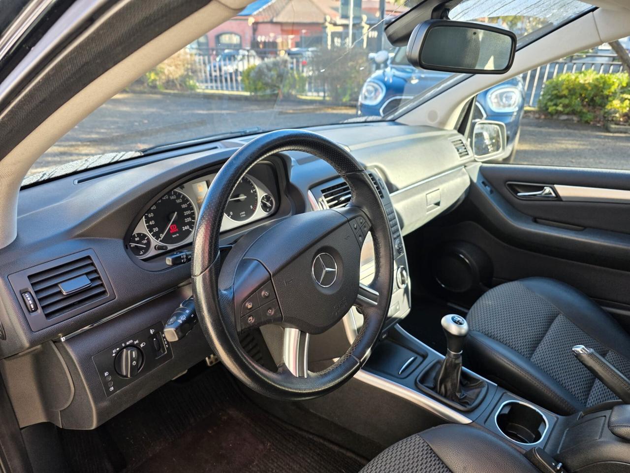 Mercedes-benz B 180 CDI Premium