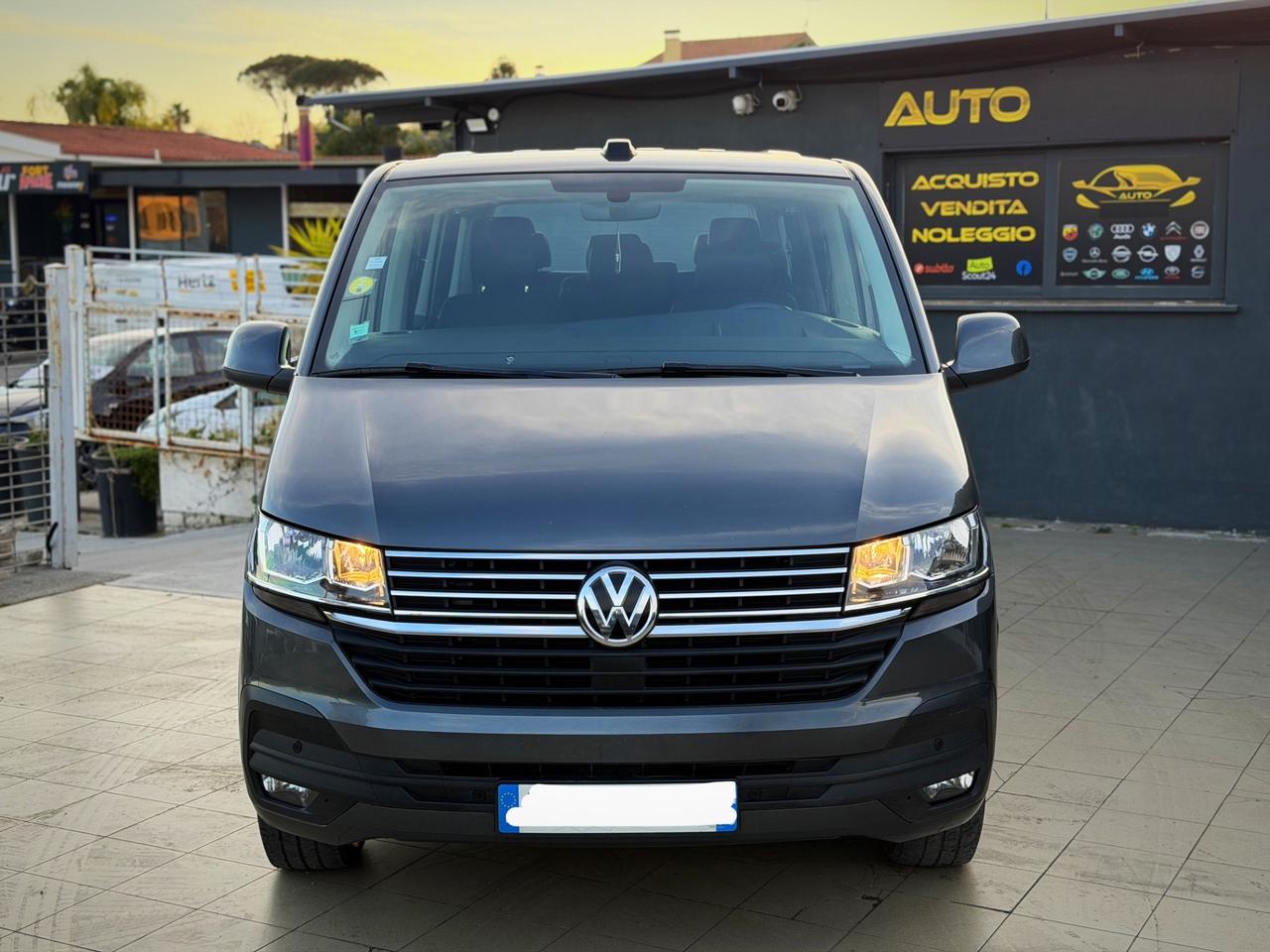 Volkswagen Caravelle 2.0 TDI 150CV DSG PL Comfortline