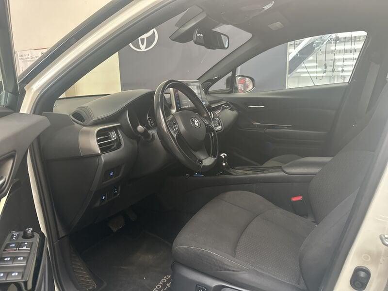 Toyota C-HR C-HR 1.8 Hybrid E-CVT Style