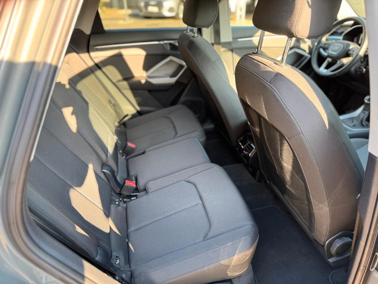 Audi Q3 35 TDI S tronic Business Advanced