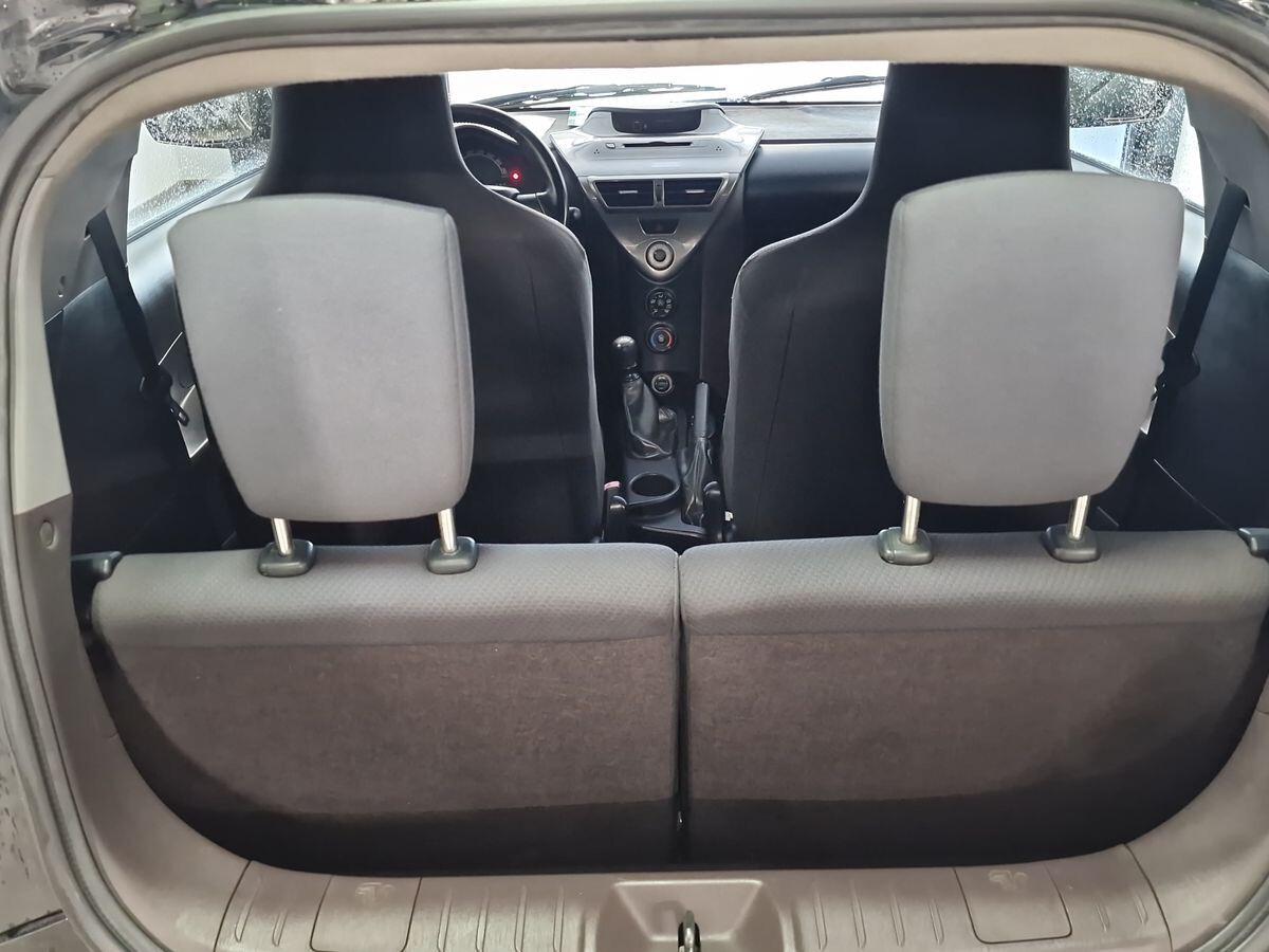TOYOTA IQ 1.0 SOL
