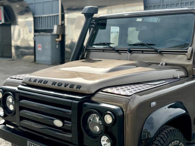 LAND ROVER Defender 110 2.2 TD4 Station Wagon N1