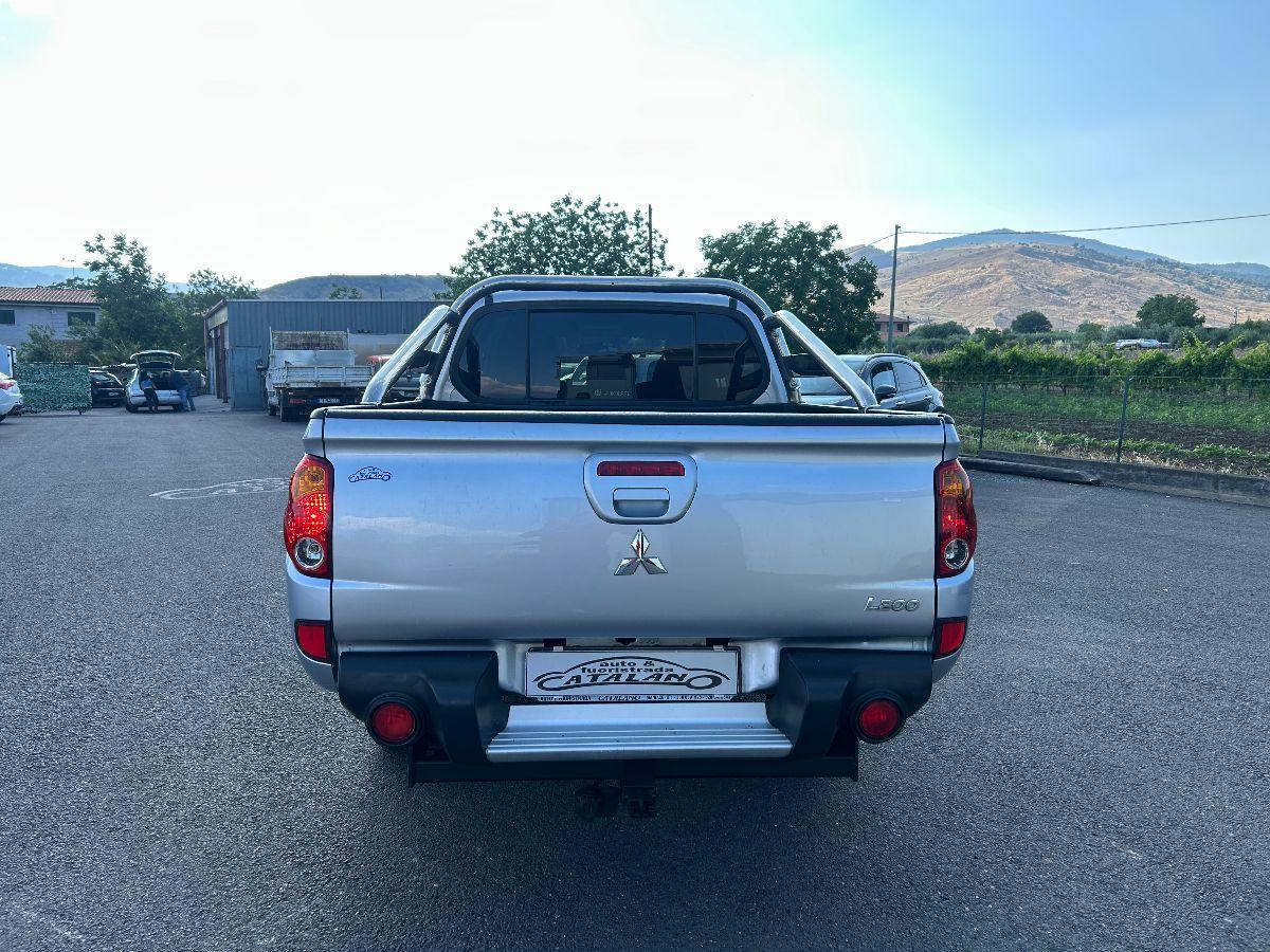 MITSUBISHI - L200 2.5 DI-D/178CV DC Intense Plus