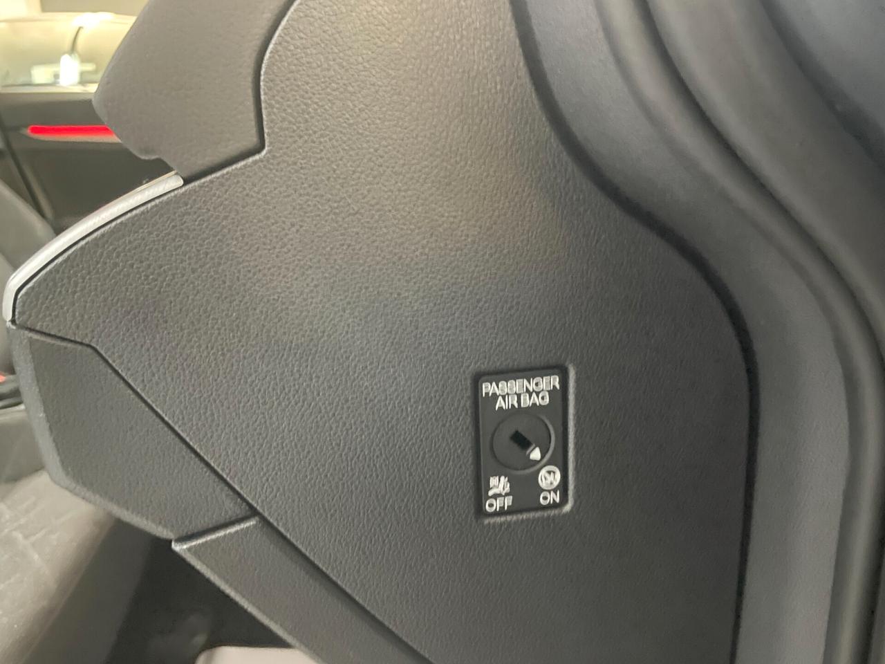 Volkswagen Golf UNICO PROPRIETARIO - SERVICE COMPLETO