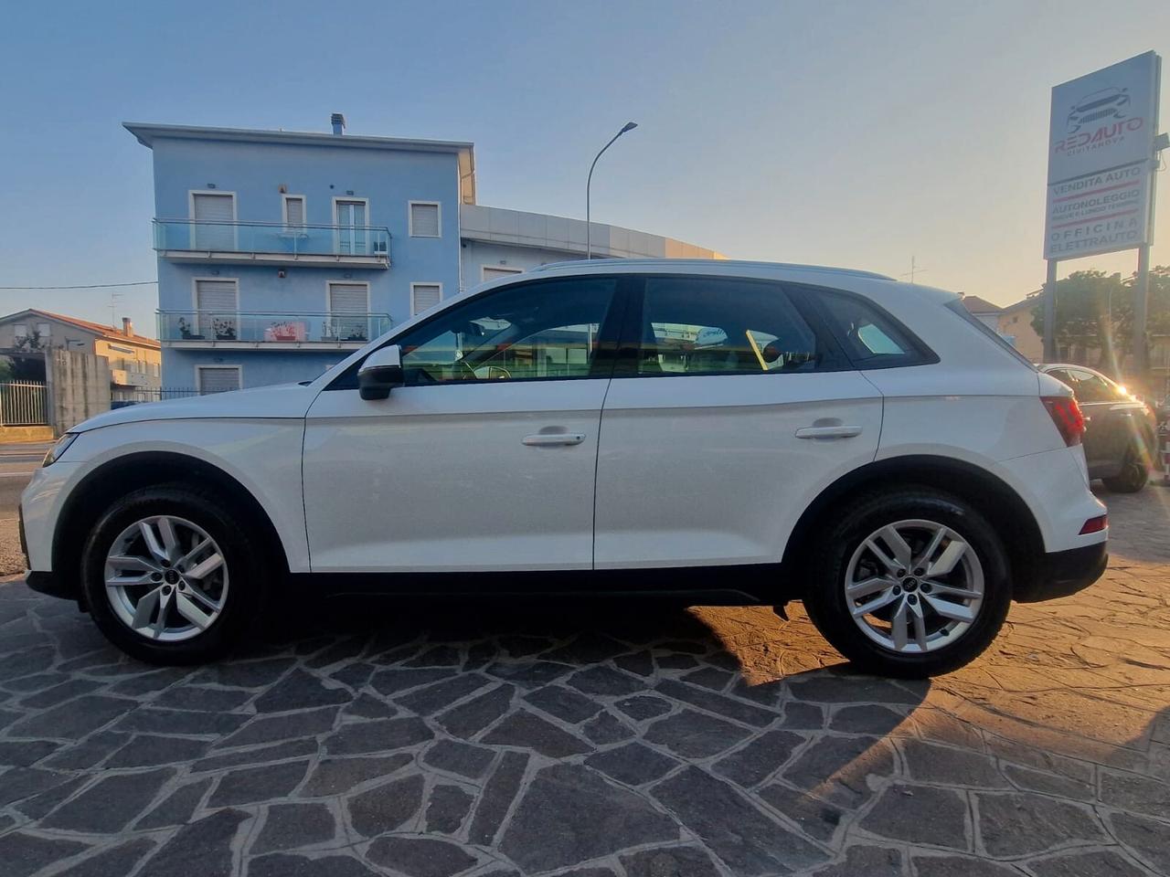 Audi Q5 35 TDI S tronic Business