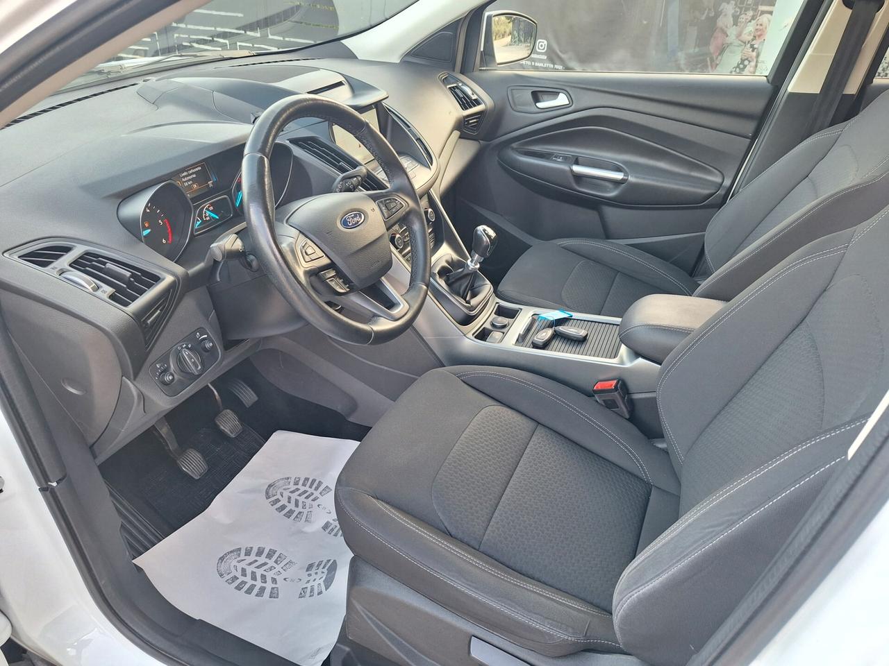 Ford Kuga 1.5 TDCI 120 CV Titanium PERFETTA