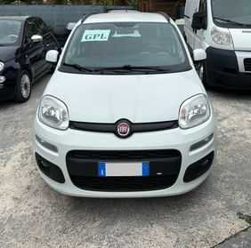 Fiat Panda 1.2 EasyPower Lounge gpl casa madre