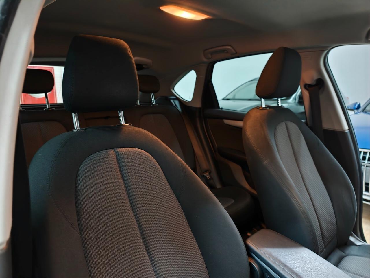 Bmw 218 218d Active Tourer