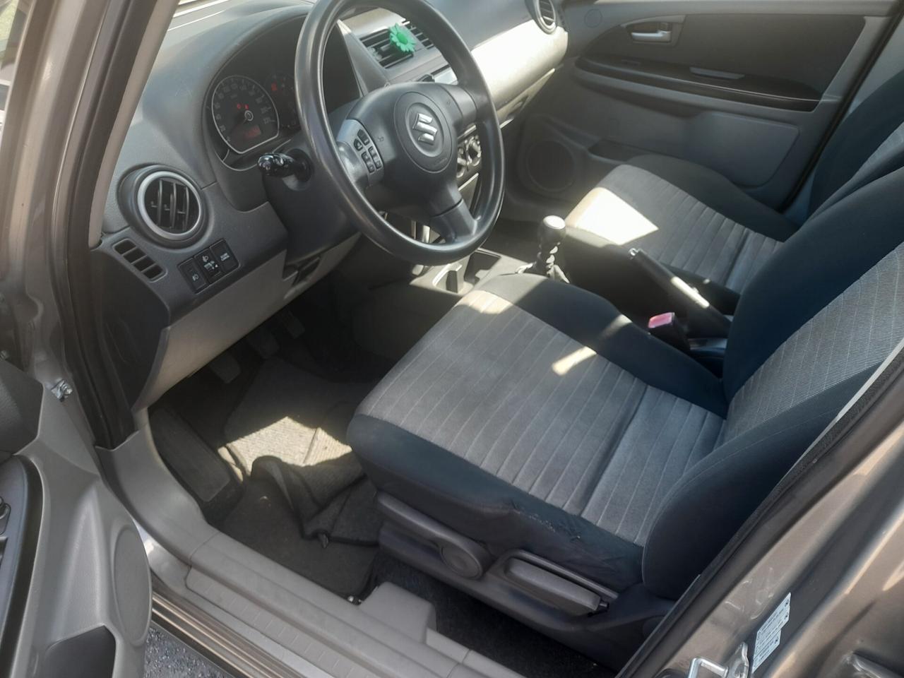 Suzuki SX4 1.6 DDiS 16V Urban Line