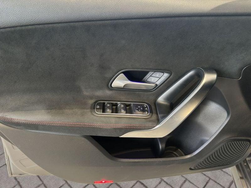 Mercedes-Benz Classe A A 180 d Automatic Premium