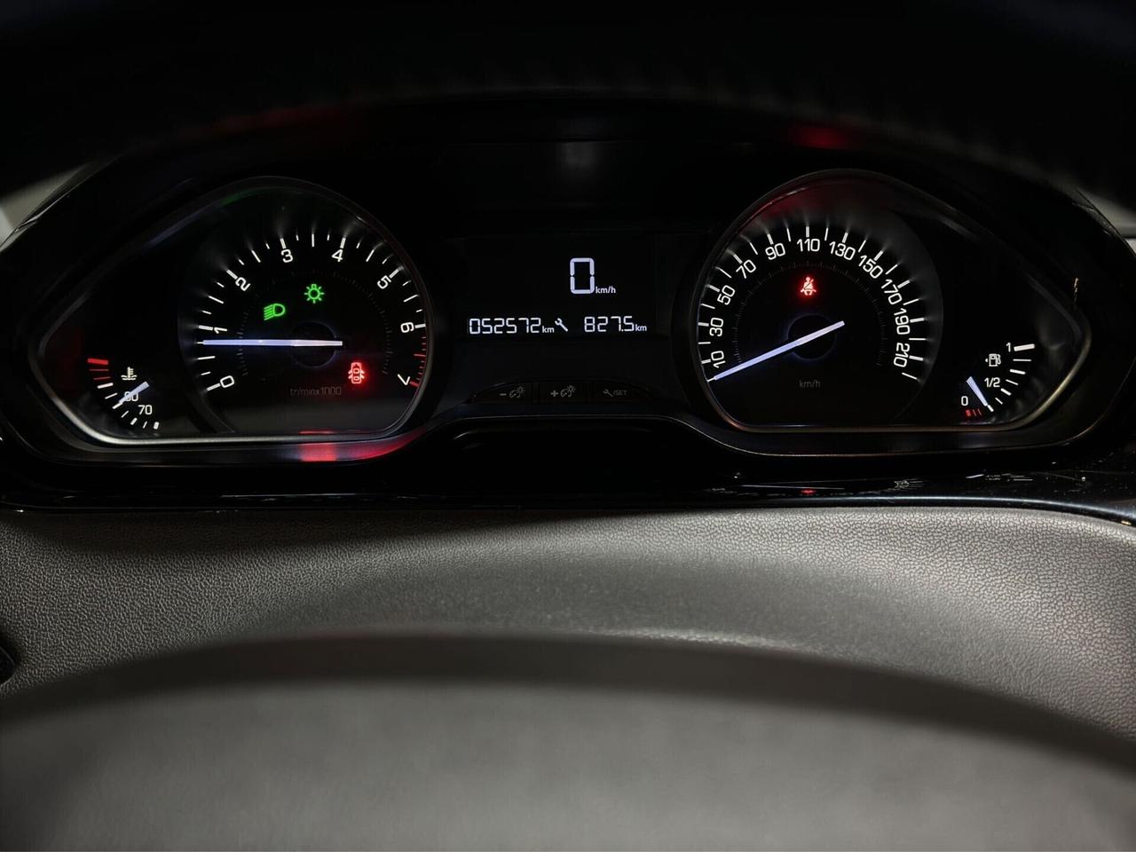 Peugeot 208 PureTech 82 5p. GPL Allure