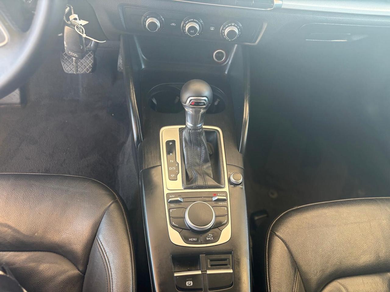 Audi A3 1.6 TDI clean diesel S tronic Business