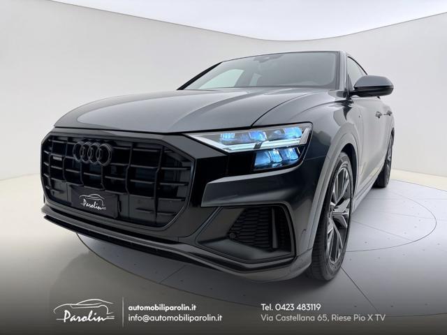 AUDI Q8 45 TDI quattro tiptronic Sport S-Line Black pack