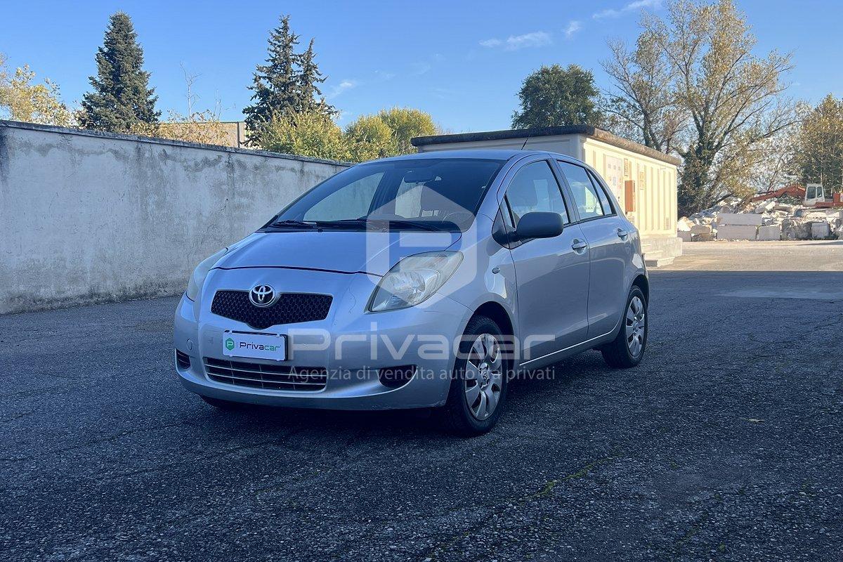 TOYOTA Yaris 1.0 5 porte Sol