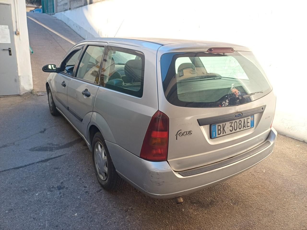 Ford Focus 1.8 TDDi cat SW Zetec