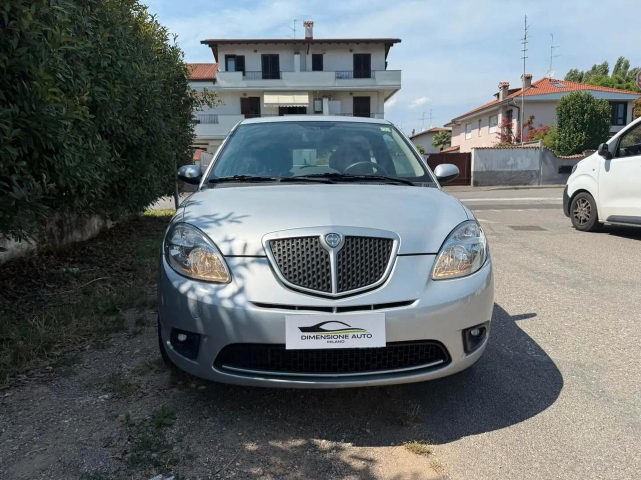 Lancia Ypsilon 1.4 Argento