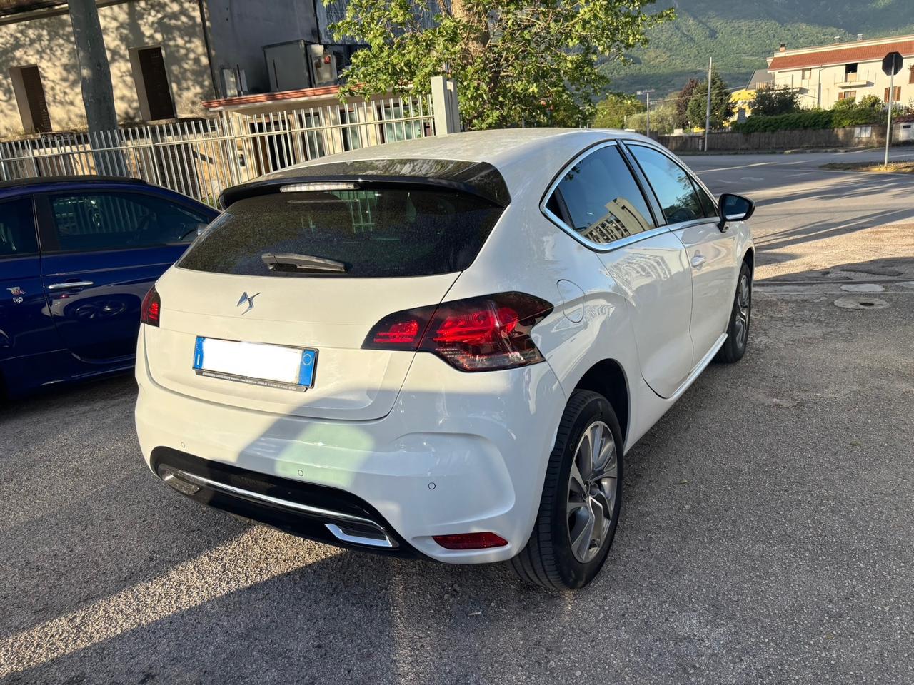 Ds DS5 DS 5 BlueHDi 120 S&S So Chic