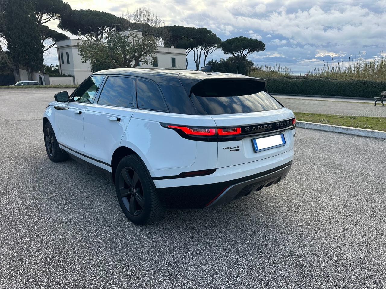 Velar 2.0D I4 240 CV R-Dynamic PREZZO REALE